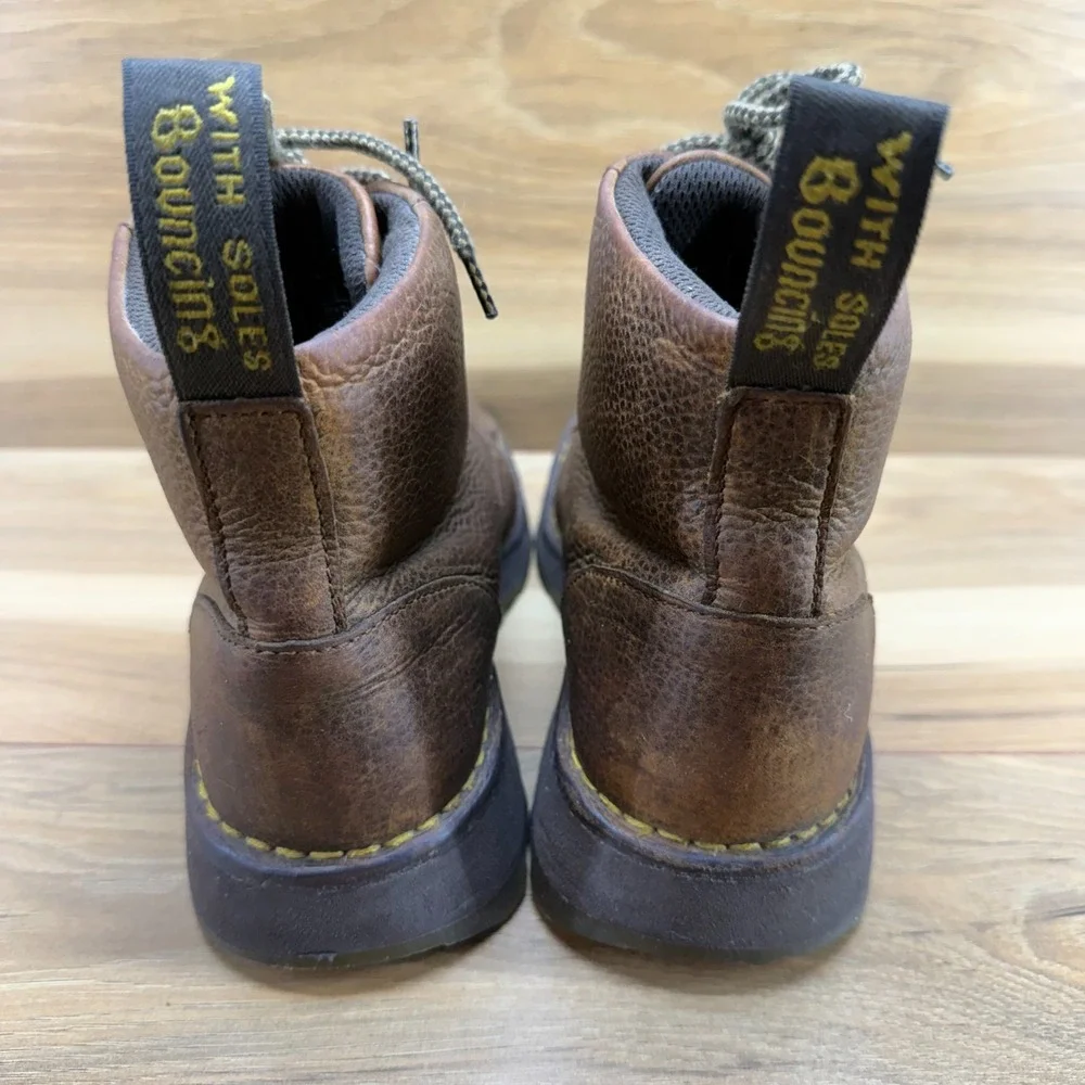 Dr Martens‎ Zachary Boots Men 8 Brown Distressed Leather Granola Aesthetic UK 7